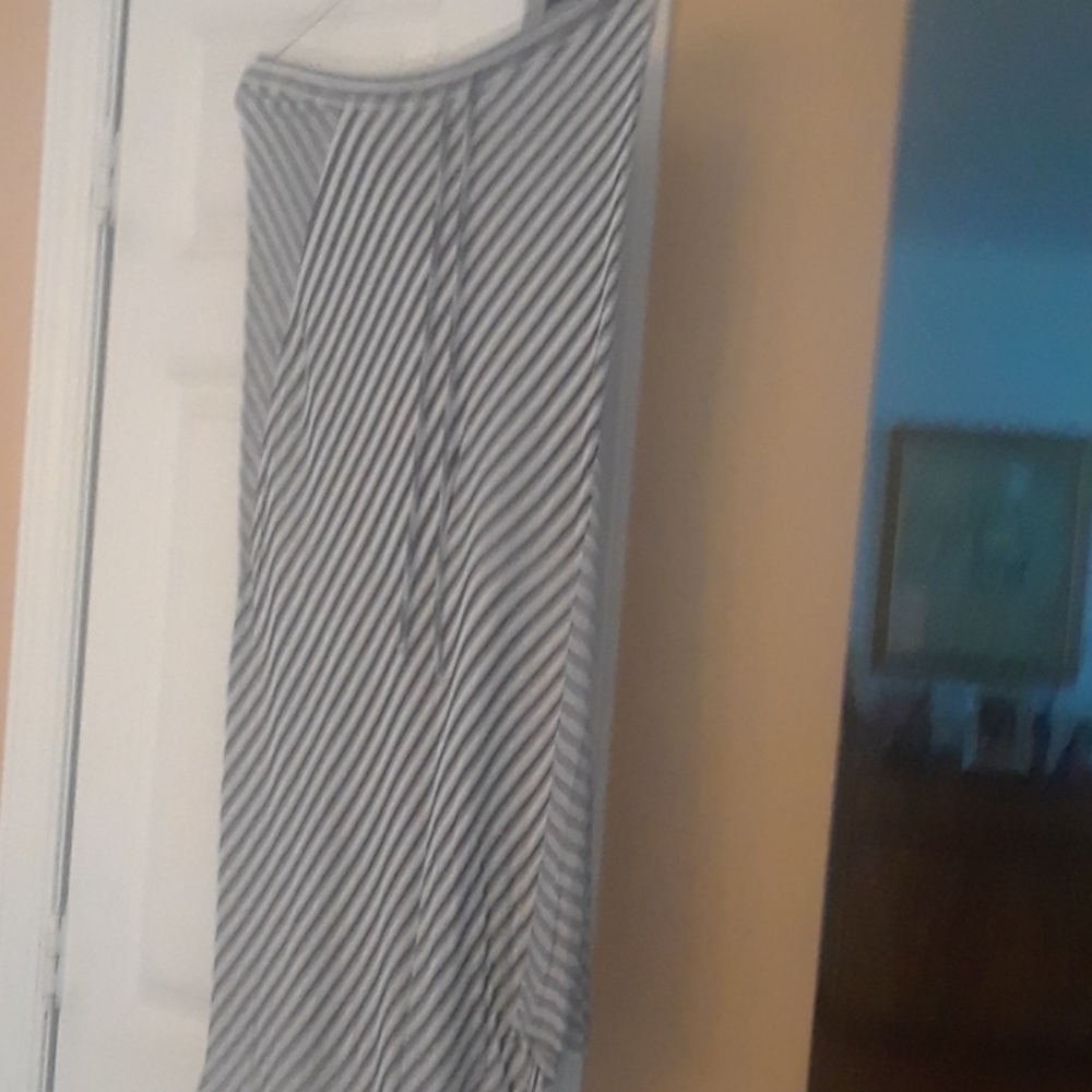 skirt..long